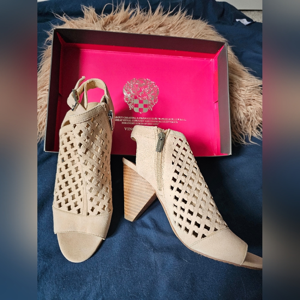 Vince Camuto size 8